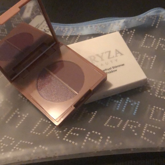Brand new eyeshadows - Picture 4 of 4